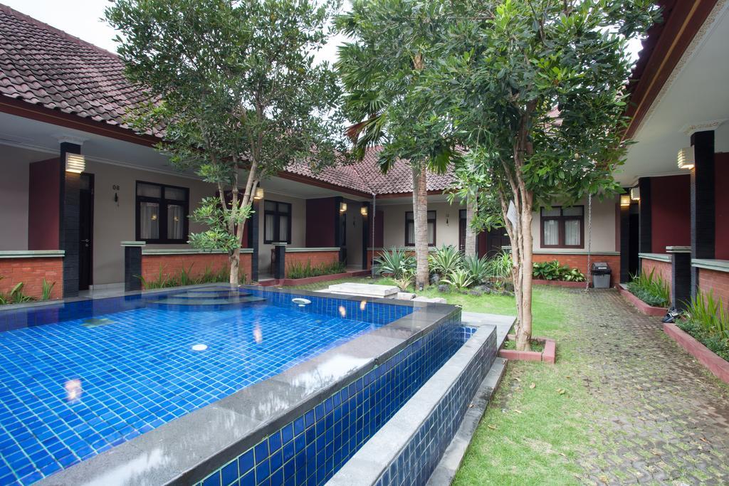 Puri Ganesh Legian Exterior foto