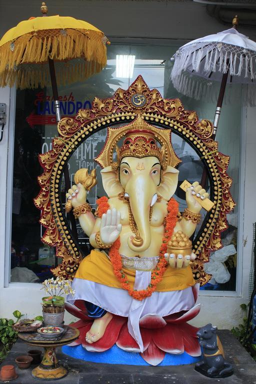 Puri Ganesh Legian Exterior foto