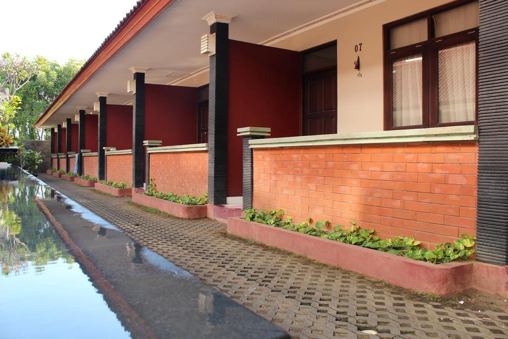 Puri Ganesh Legian Exterior foto